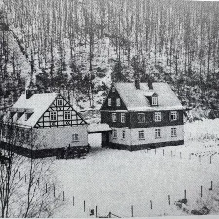 geschichte-kita-niederdreisbach-haus-winter geschichte-kita-niederdreisbach-haus-winter